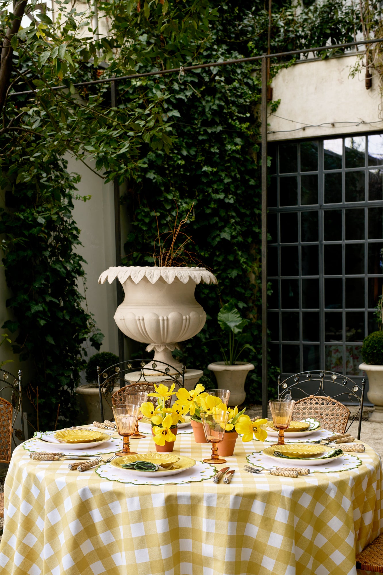 Spring Tables – Loulou La Dune